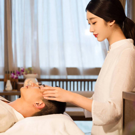 深圳光明YanYan养生馆秉持“客户至上”的服务理念